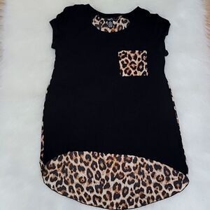 Leopard print top
